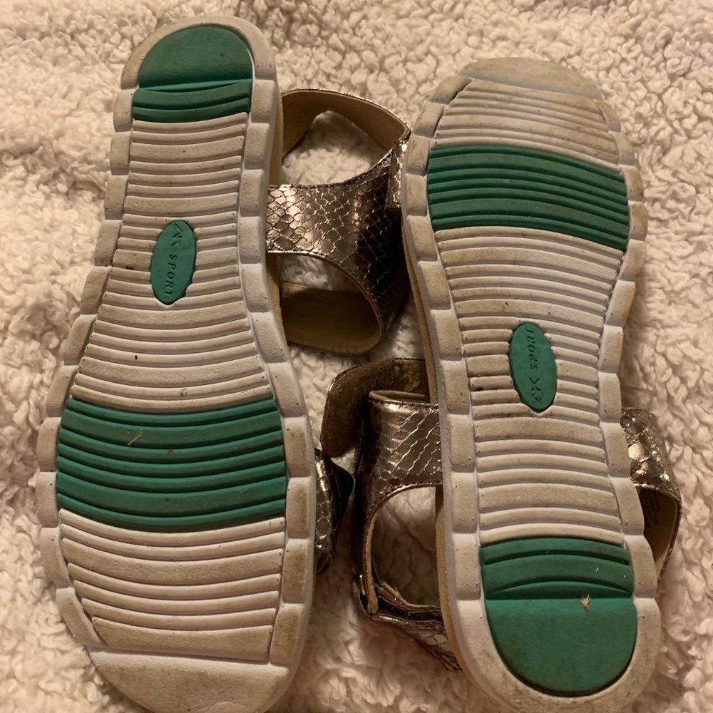 Sandals - Picture 3 of 6